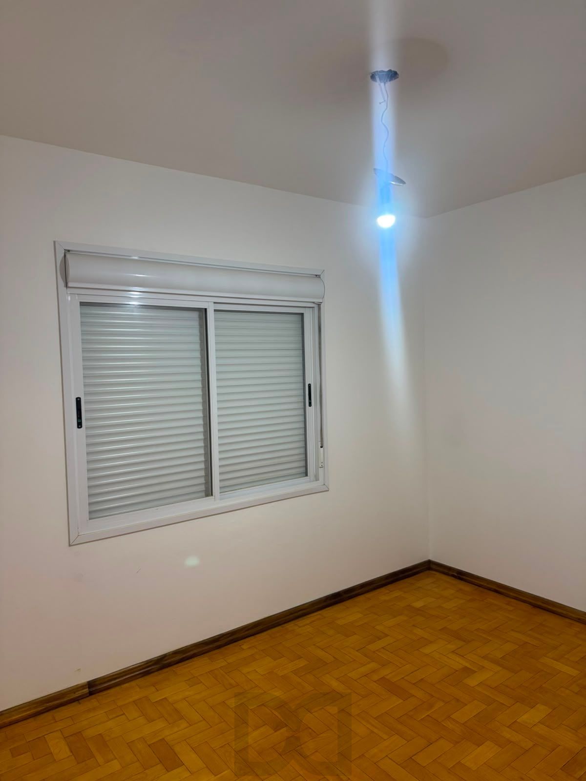 APARTAMENTO 2 DORM REFORMADO FRENTE ZAFFARI CIDADE BAIXA — foto 7
