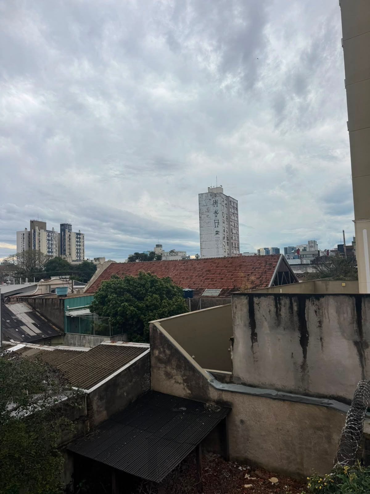 APARTAMENTO 2 DORM REFORMADO FRENTE ZAFFARI CIDADE BAIXA — foto 11