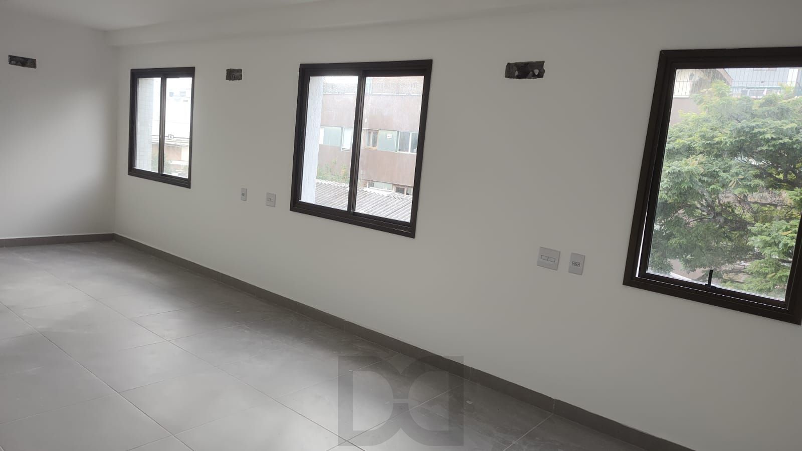 SALA COMERCIAL VENDA RUA PAULINO TEXEIRA PORTO ALEGRE — foto 2