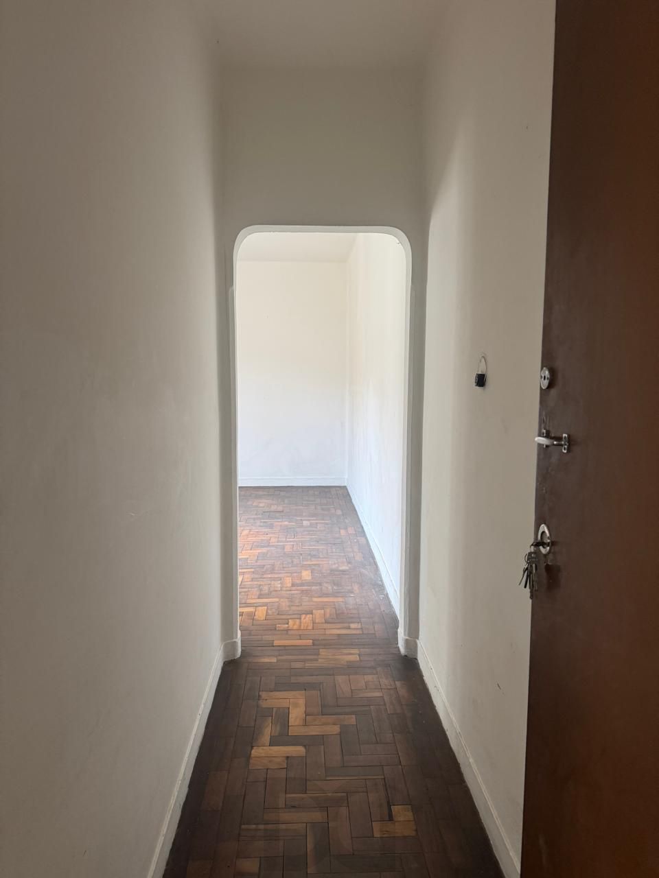 Apartamento de 2 Dormitórios na Av. Azenha - Ótima Oportunidade — foto 5