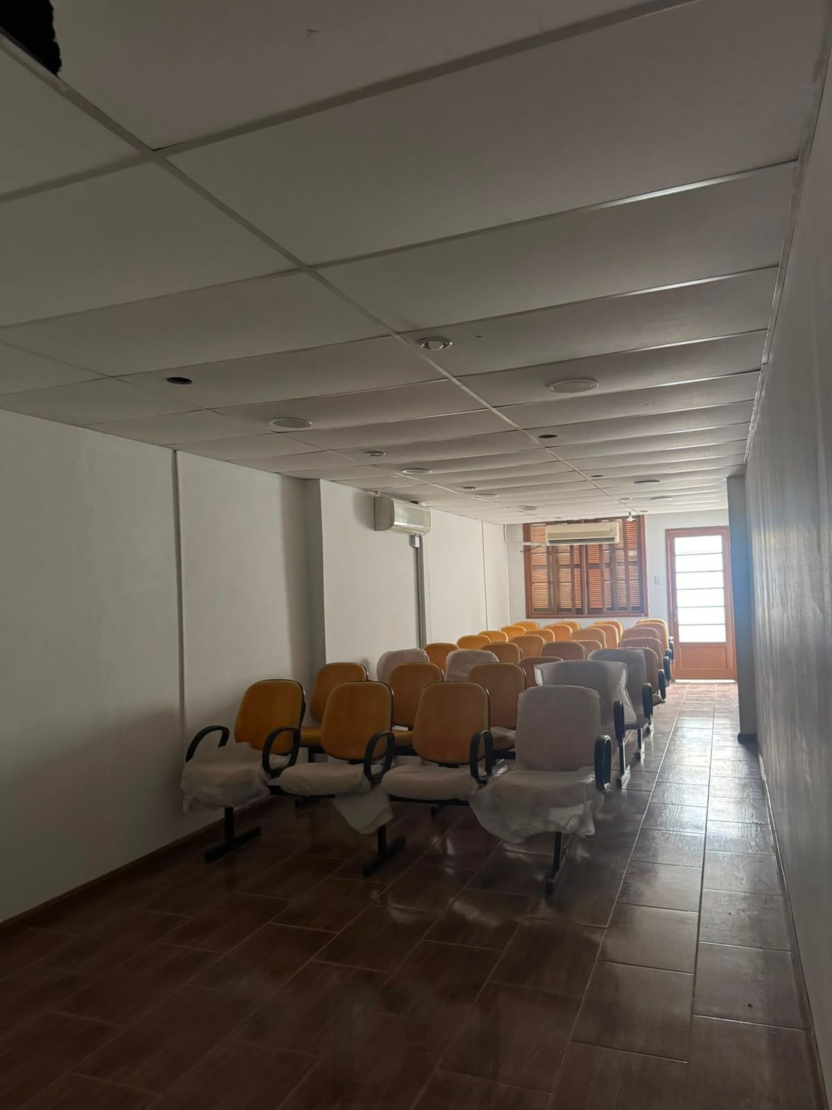 PRÉDIO COMERCIAL NO CORAÇÃO DO CENTRO HISTÓRICO — PORTO ALEGRE — foto 12