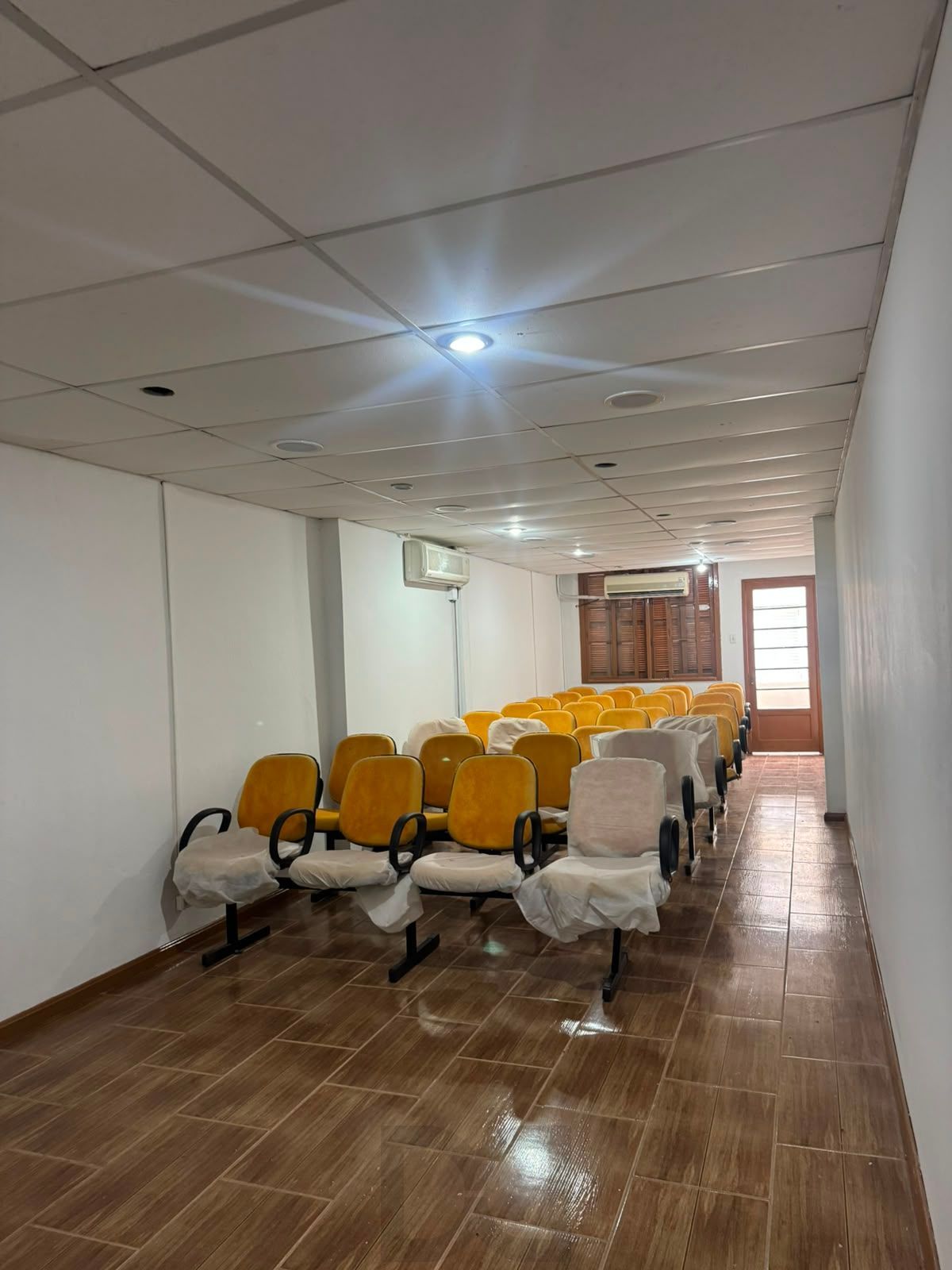 PRÉDIO COMERCIAL NO CORAÇÃO DO CENTRO HISTÓRICO — PORTO ALEGRE — foto 14