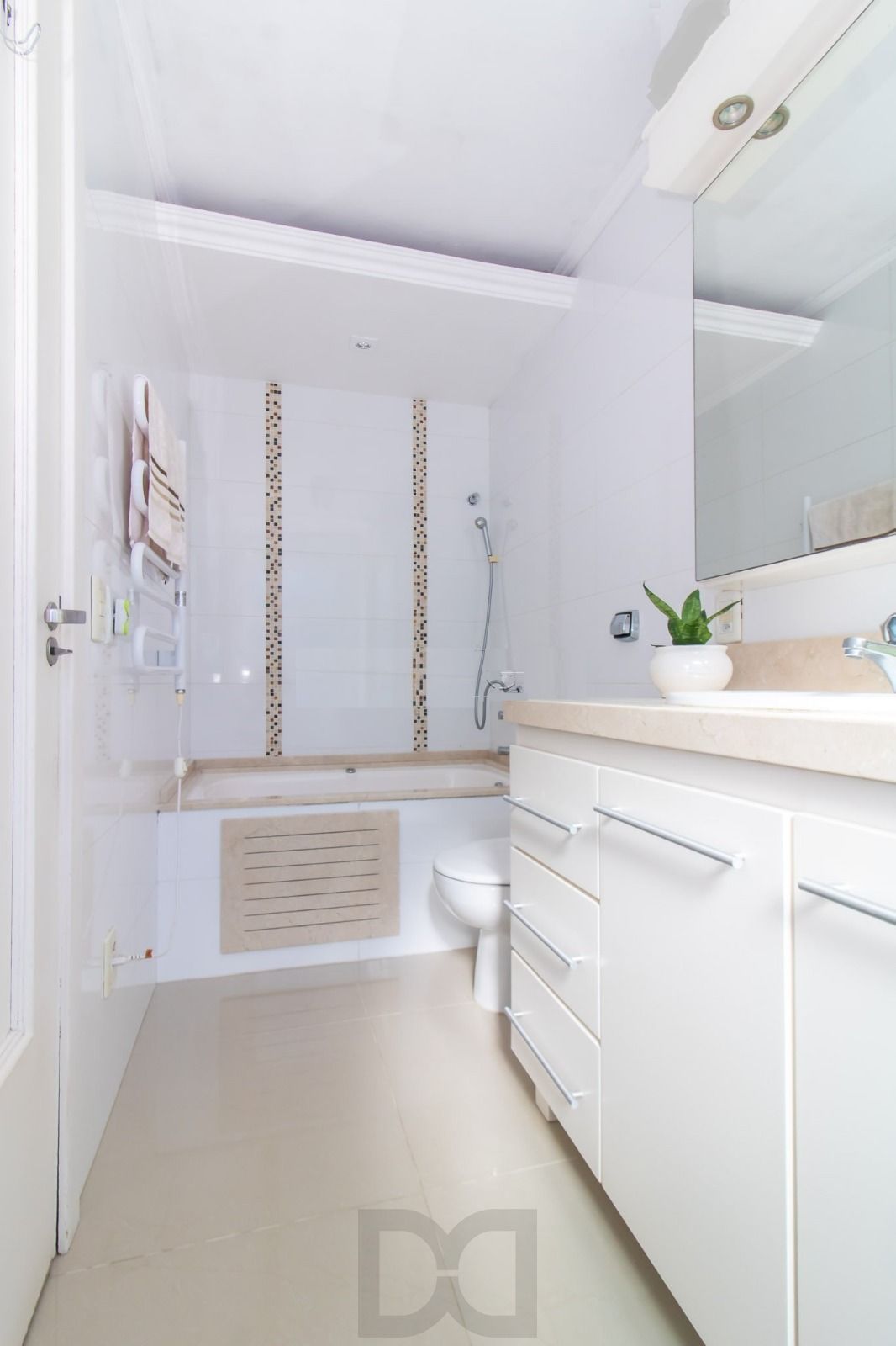 APARTAMENTO 4 DORMITÓRIOS C 1 SUITE BAIRRO RIO BRANCO PORTO ALEGRE — foto 17