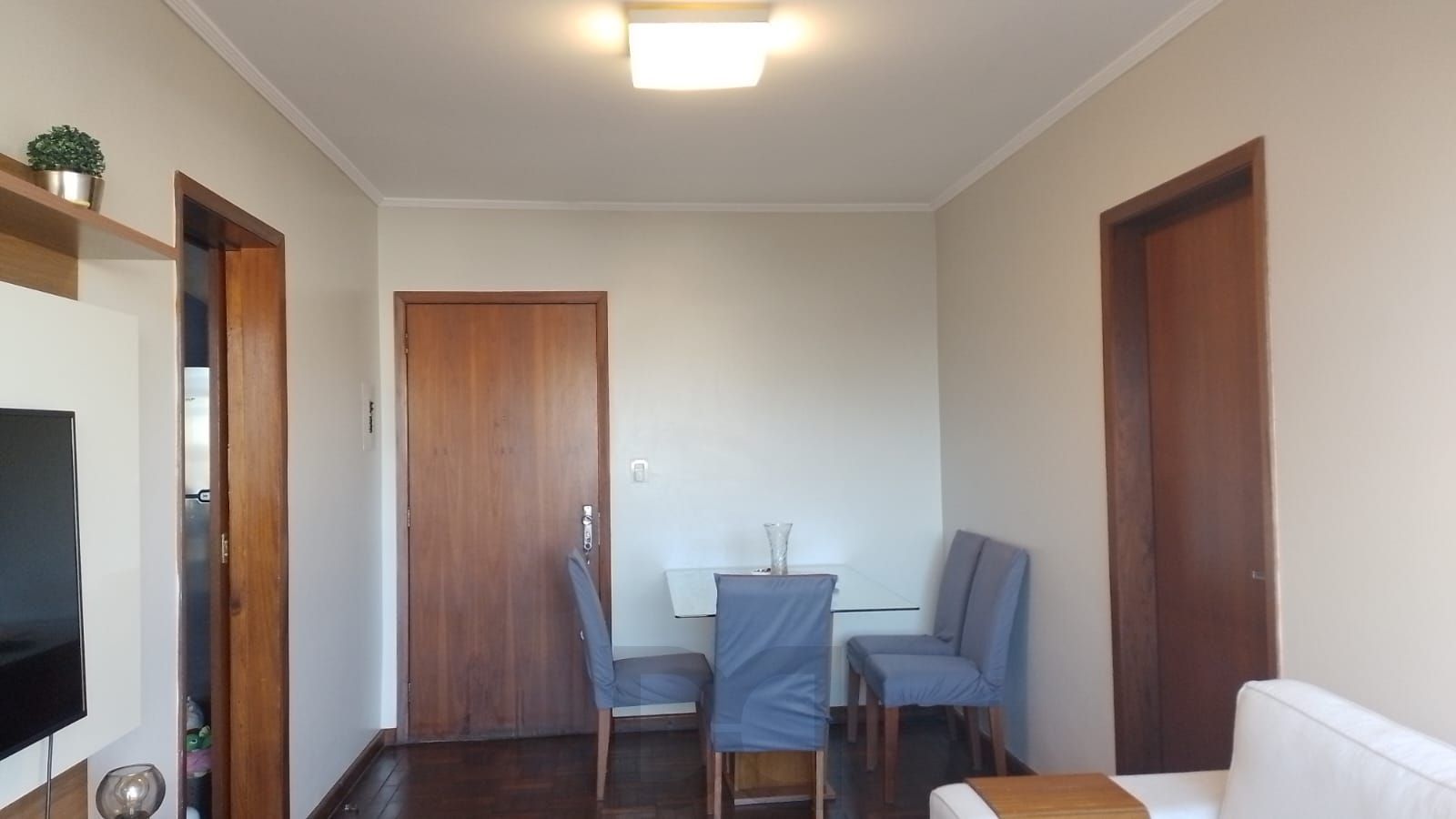 Apartamento para Venda - 61m², 2 dormitórios, 1 vaga - Cristo Redentor — foto 2