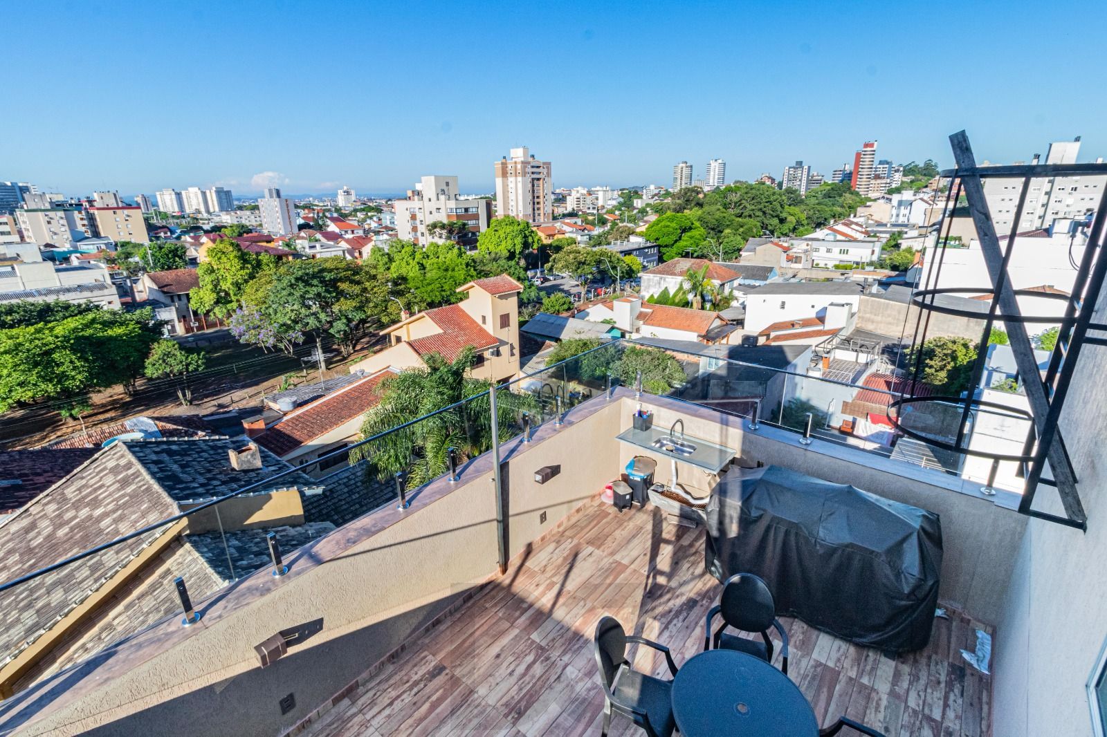 Oportunidade Única! Prédio Comercial em Localização Privilegiada em Porto Alegre — foto 38