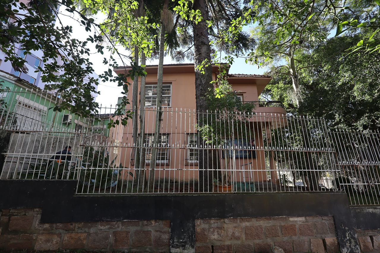 Casa a venda no bairro Petrópolis — foto 38