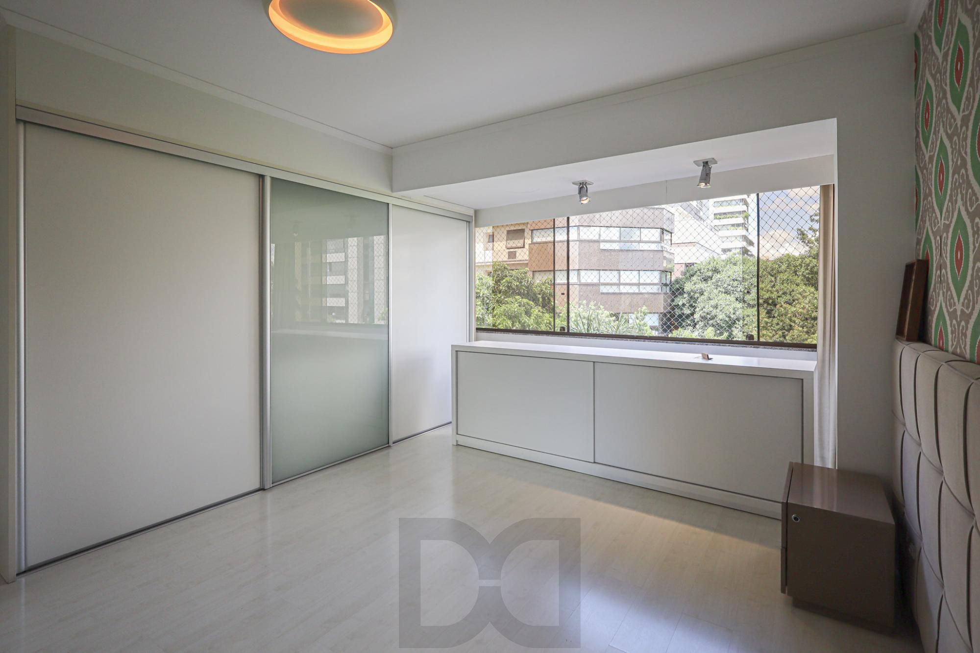 Apartamento a venda no bairro Petrópolis — foto 26