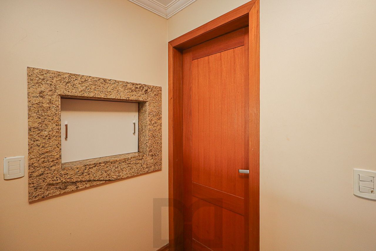 Apartamento a venda no bairro Petrópolis — foto 10
