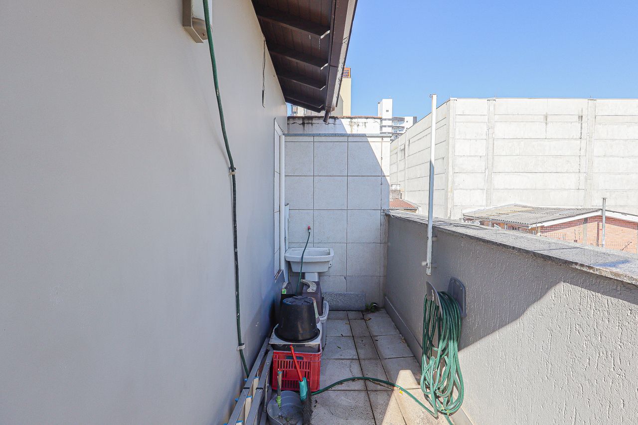 Cobertura a venda no bairro Petrópolis — foto 24