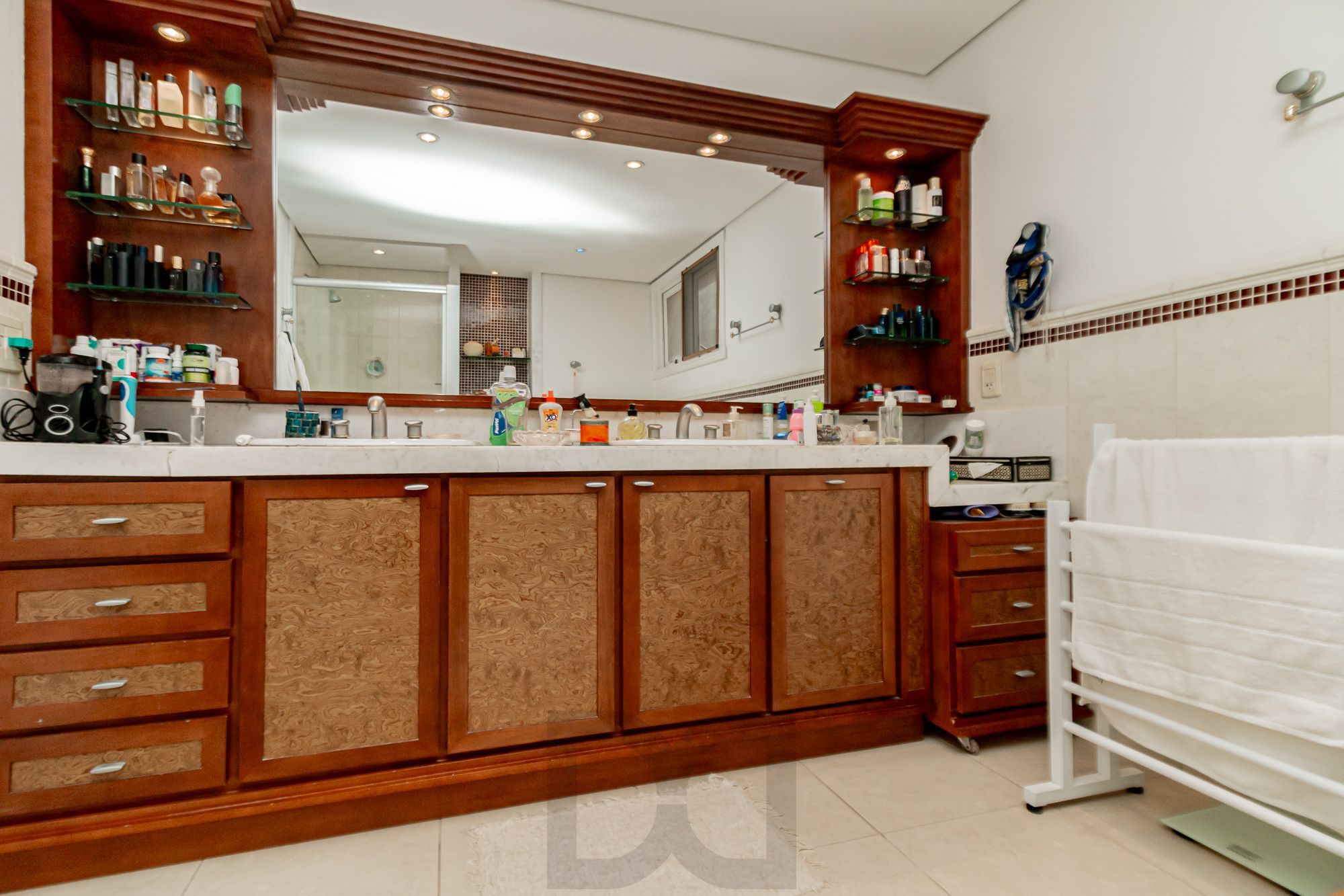 Casa em condomínio fechado a venda no bairro Três Figueiras. — foto 36