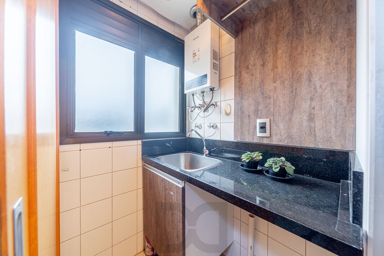 Apartamento a venda no bairro Petrópolis — foto 12