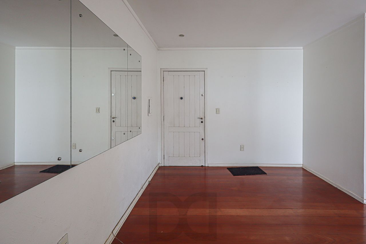 Apartamento a venda no bairro Petrópolis — foto 3