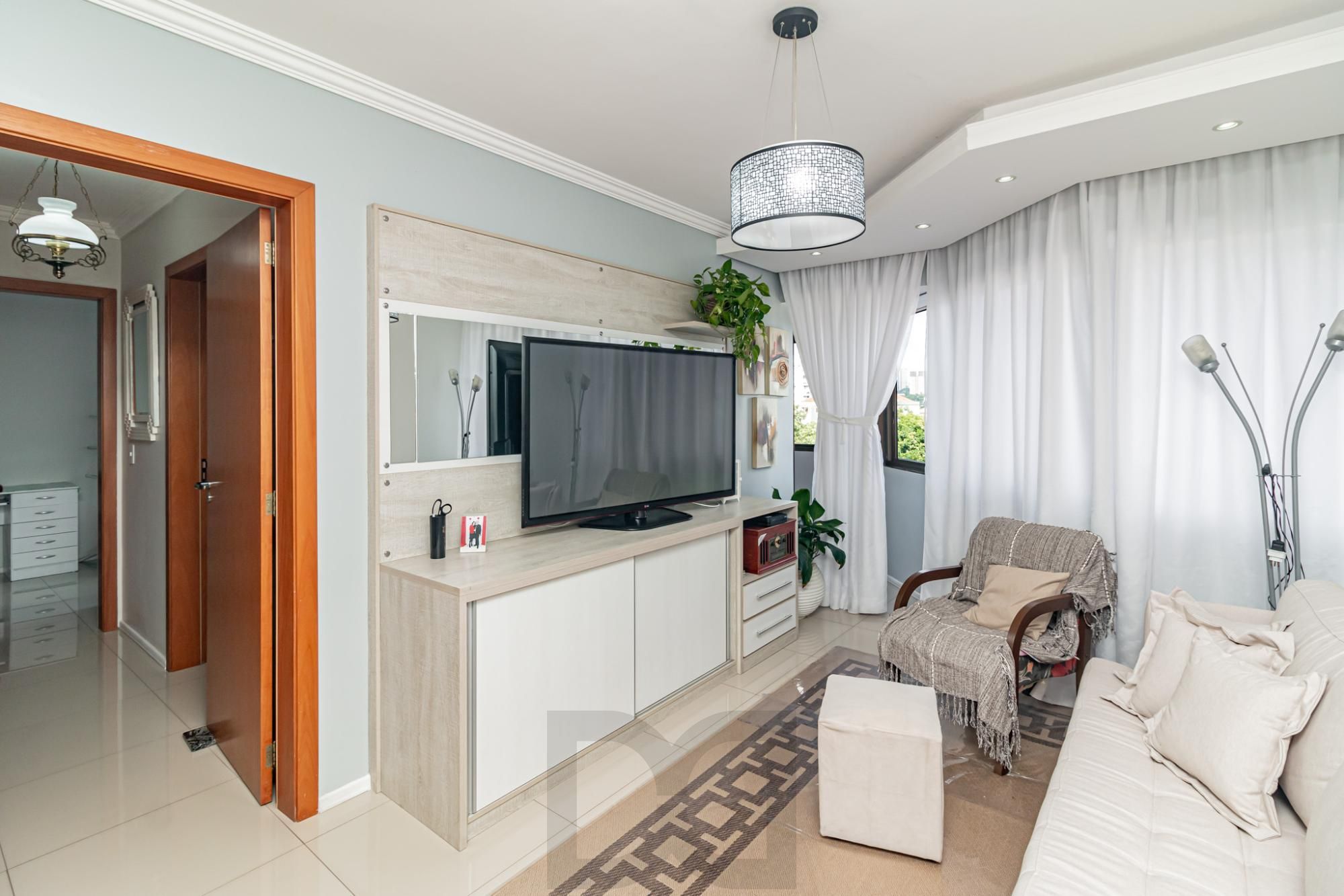Apartamento à venda no bairro Passo D'areia em Porto Alegre/RS — foto 4