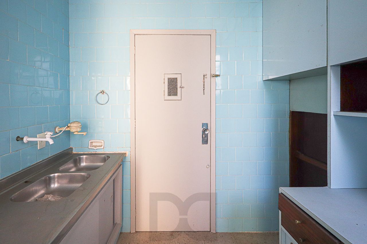 Apartamento a venda no bairro Petrópolis — foto 17