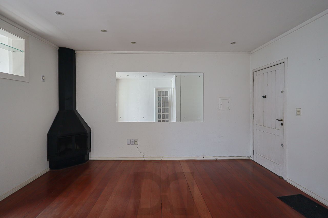 Apartamento a venda no bairro Petrópolis — foto 2
