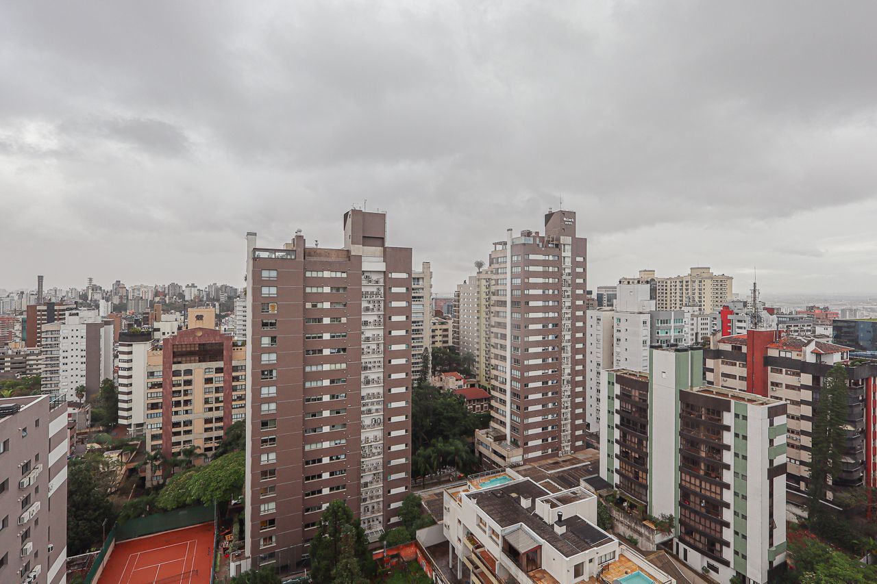 Apartamento a venda no bairro Petrópolis — foto 24