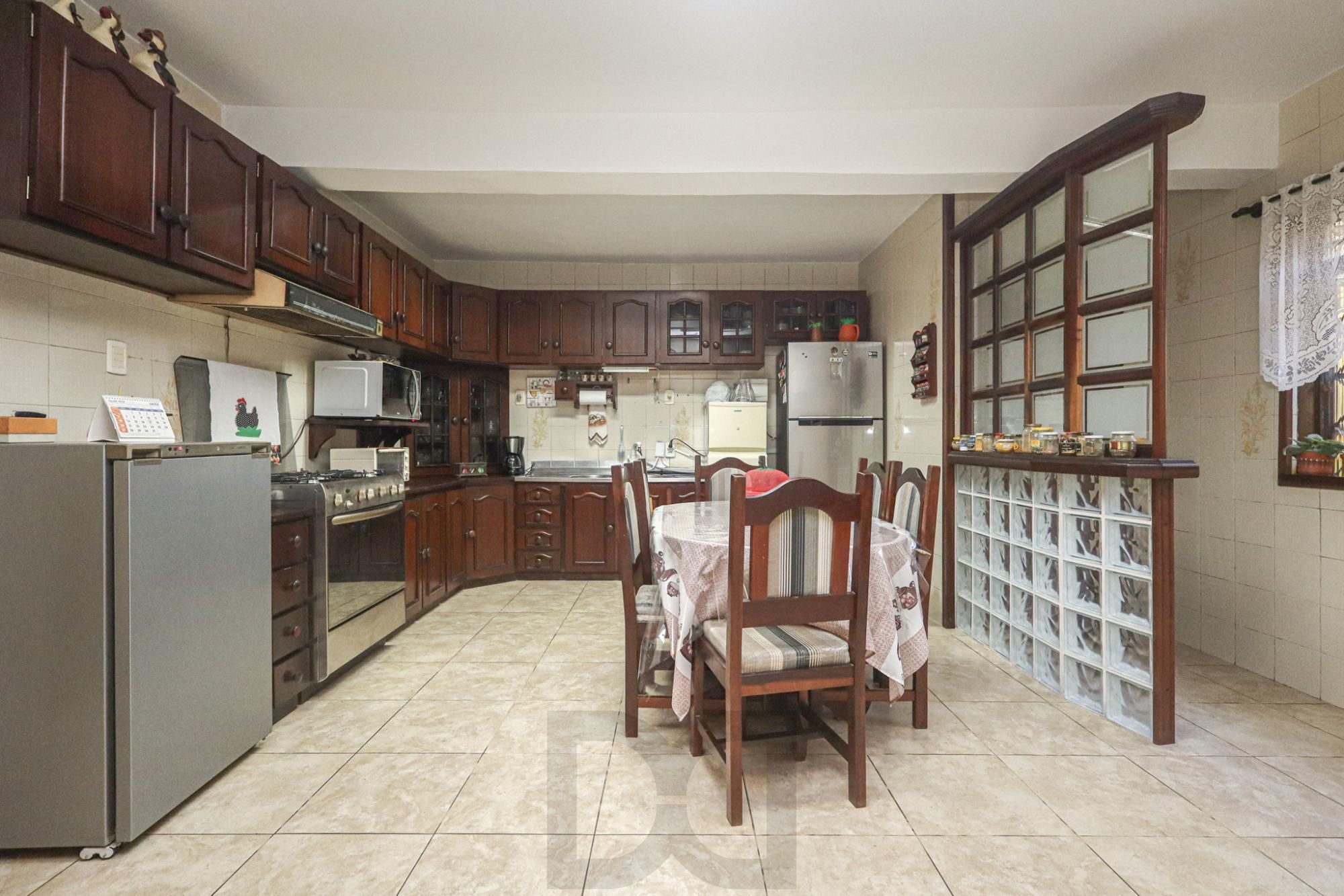 Casa a venda no bairro Sarandi — foto 9