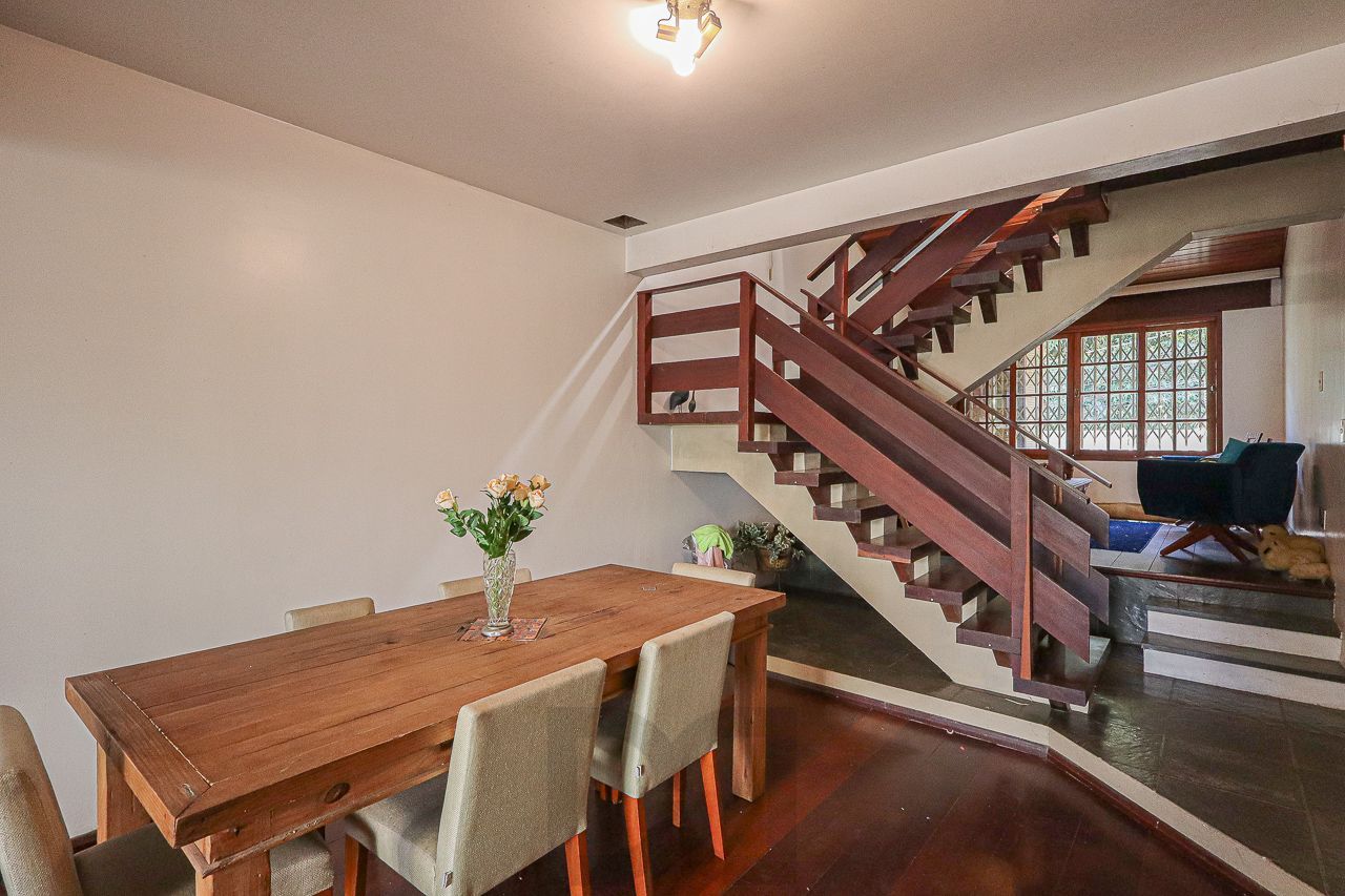 Casa a venda no bairro Mont' Serrat — foto 4