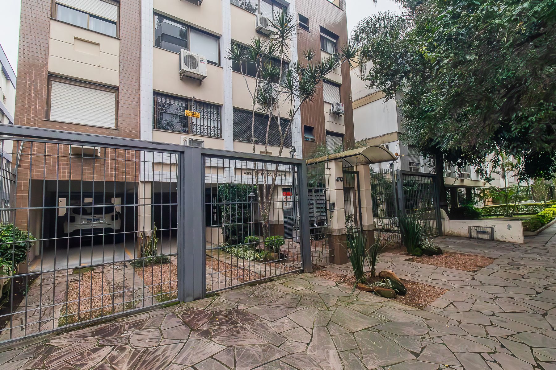 Apartamento mobiliado à venda no bairro Petrópolis — foto 28