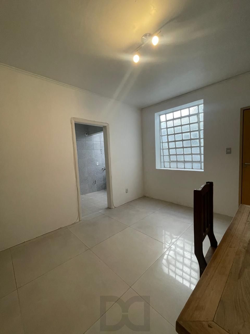 Apartamento a venda no bairro Menino Deus — foto 2