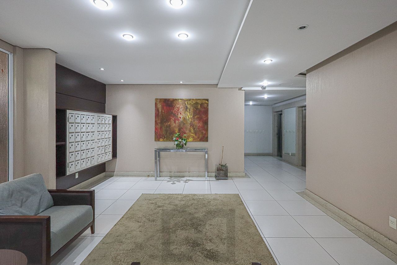 Apartamento a venda no bairro Petrópolis — foto 24