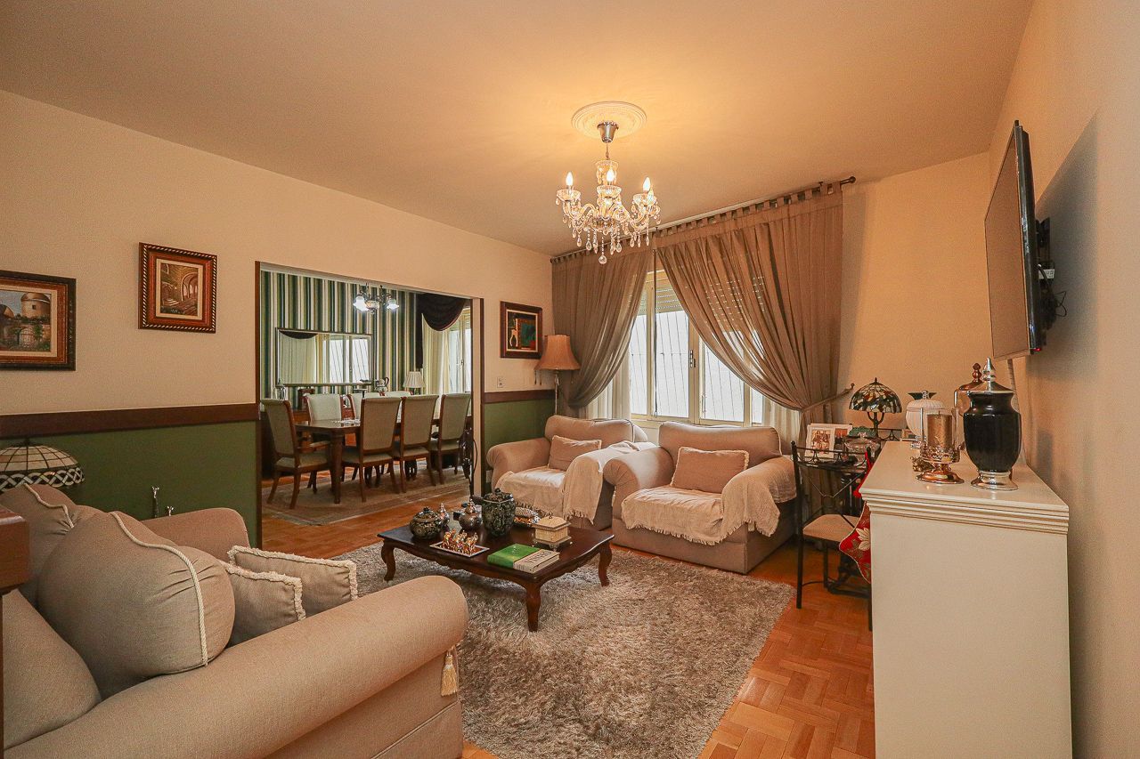 Apartamento a venda no bairro Moinhos de Vento — foto 1