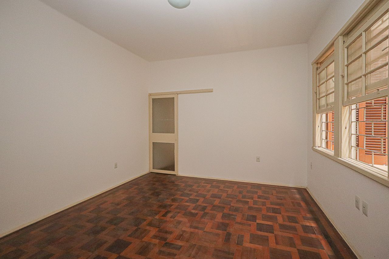 Apartamento a venda no bairro Bom Fim — foto 1