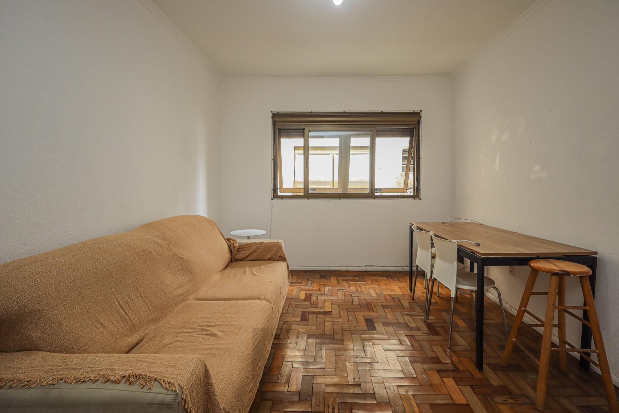 Apartamento a venda no bairro Mont' Serrat — foto 2
