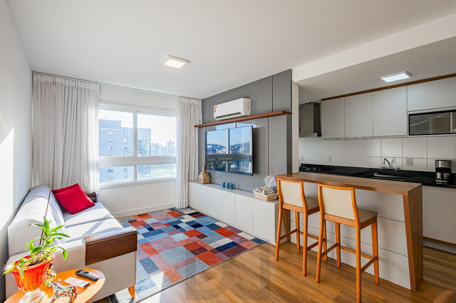 Apartamento a venda no bairro Vila Ipiranga — foto 1