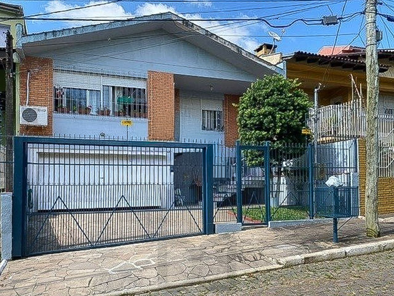 Casa a venda no bairro Santa Fé — foto 1