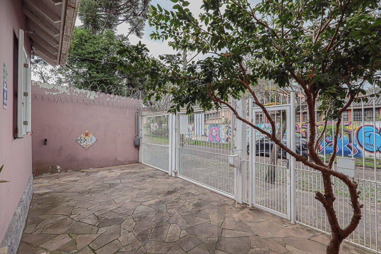 Casa a venda no bairro Passo da Areia — foto 35