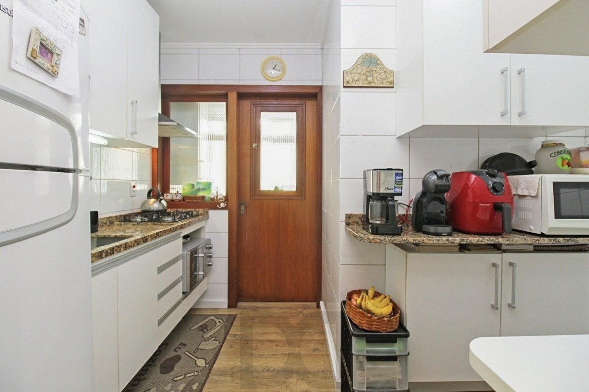 Apartamento a venda no bairro Petrópolis — foto 14