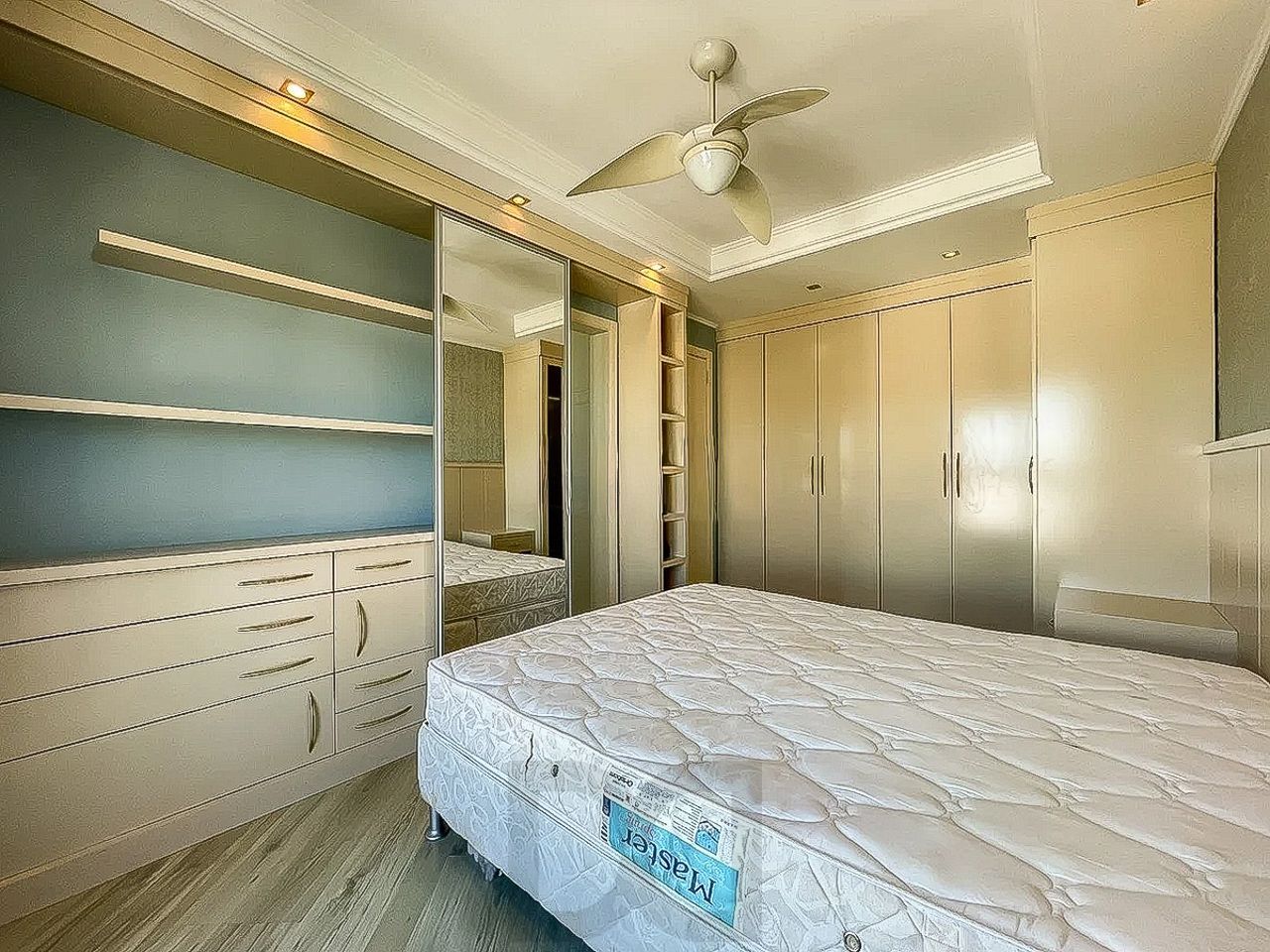 Apartamento a venda no bairro Petrópolis — foto 14