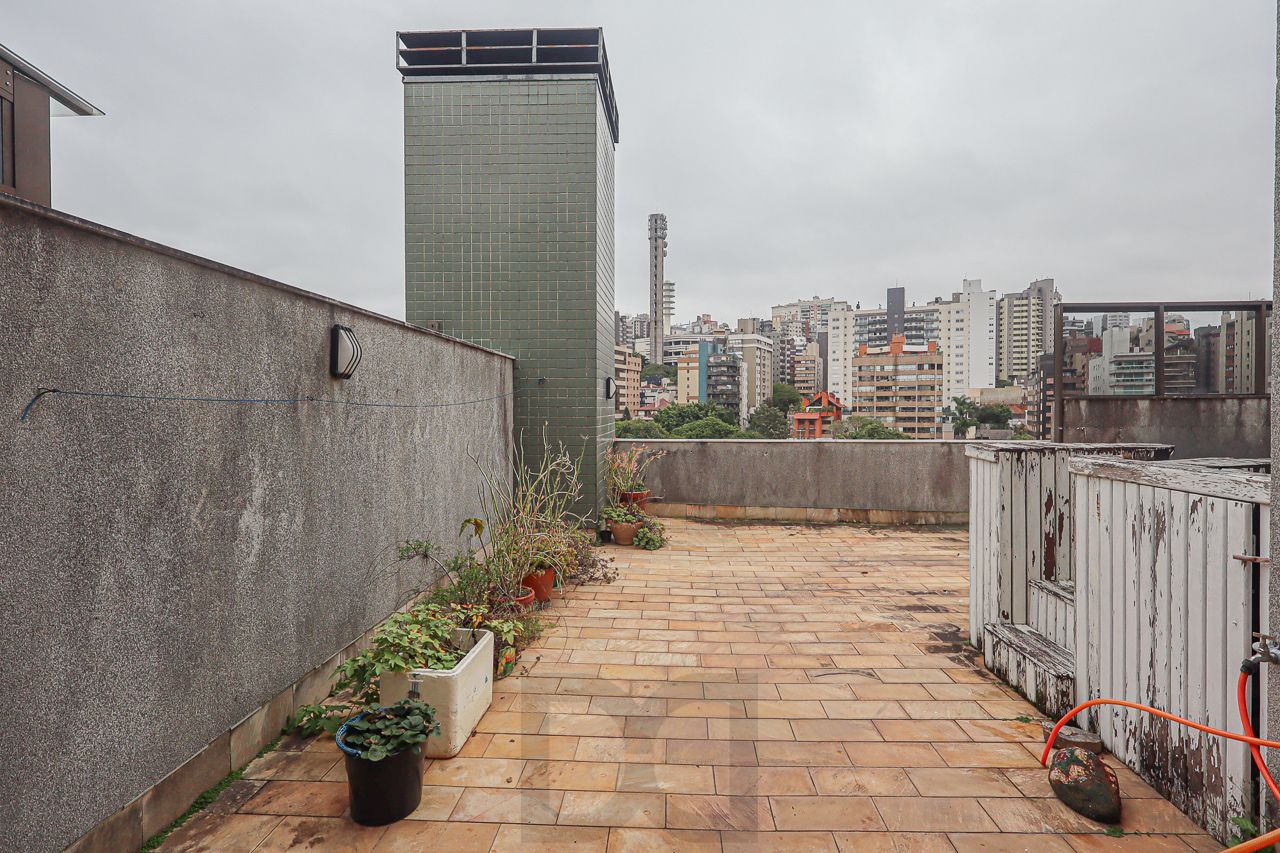Cobertura a venda no bairro Petrópolis — foto 40