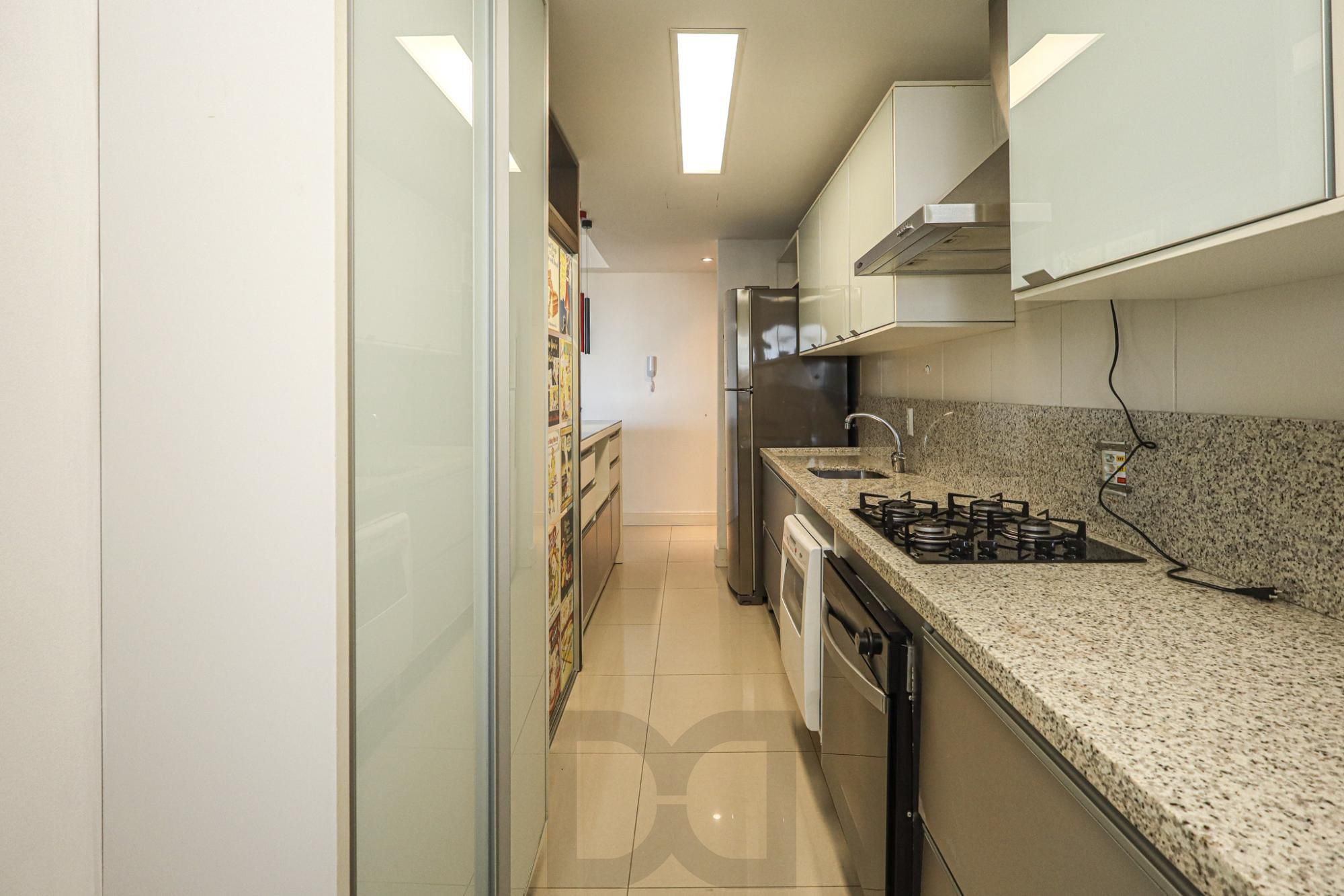 Apartamento a venda no bairro Três Figueiras — foto 13