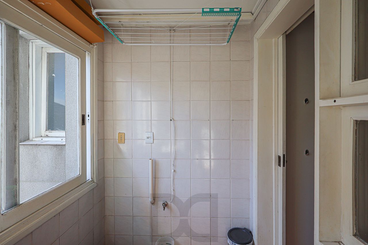 Apartamento a venda no bairro Petrópolis — foto 13