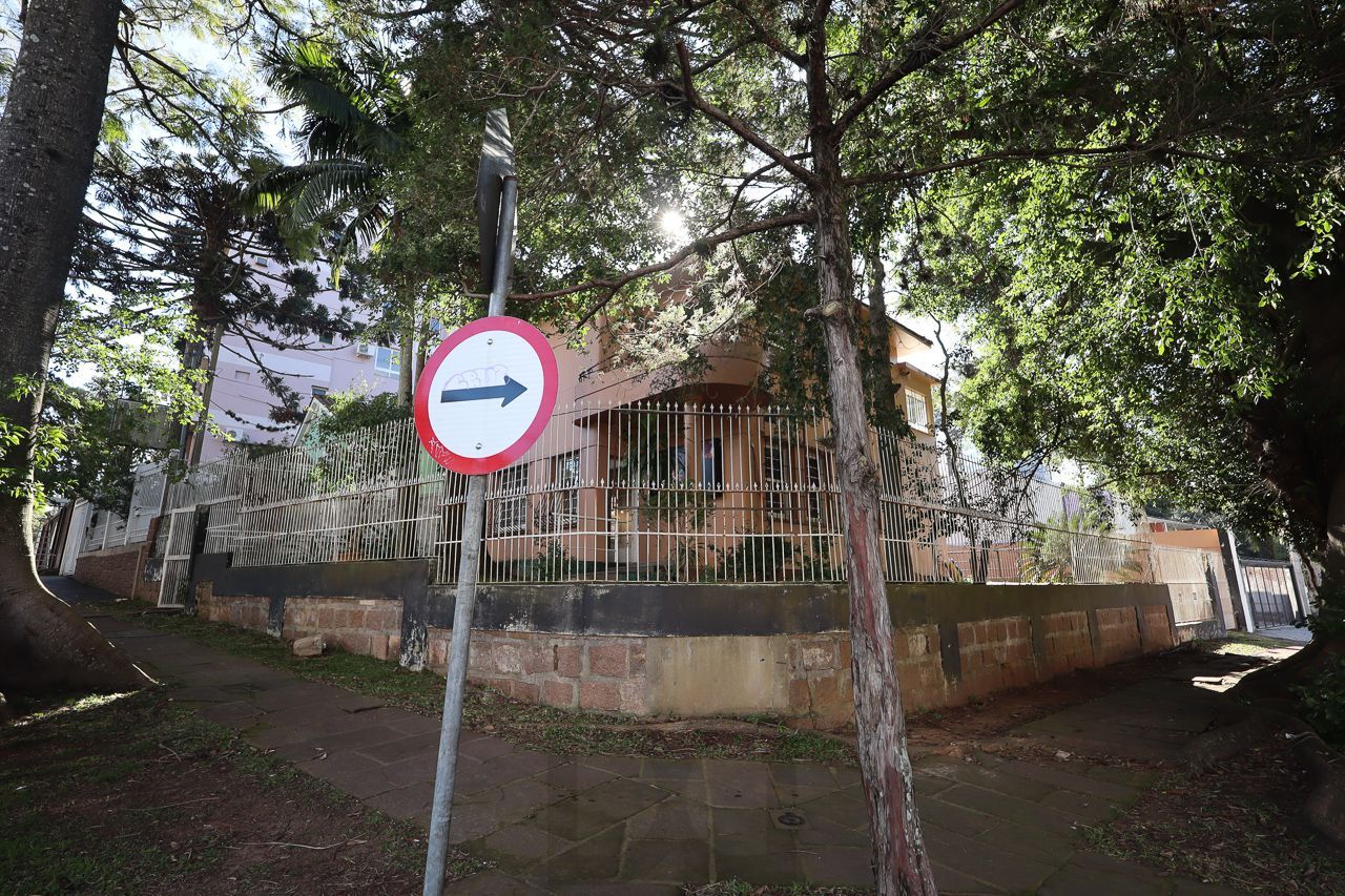 Casa a venda no bairro Petrópolis — foto 40