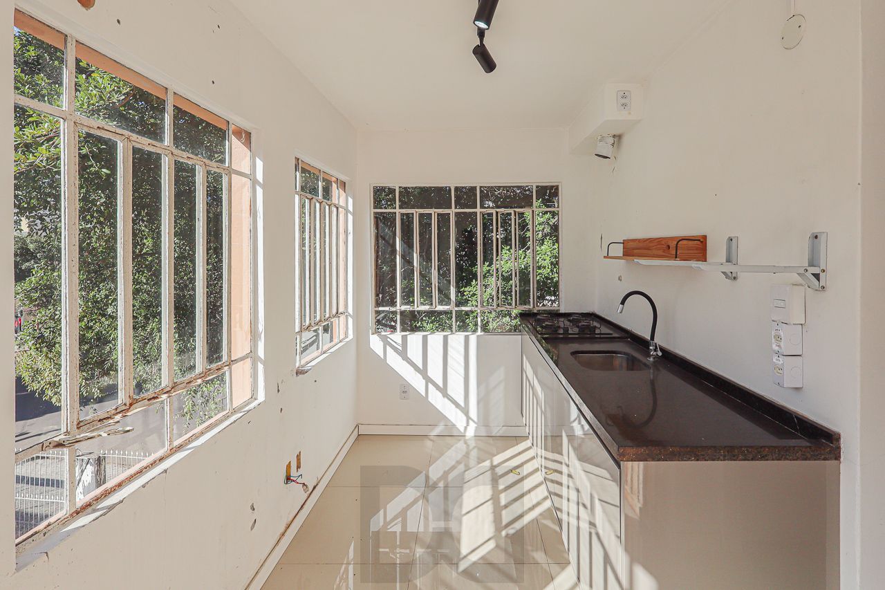 Casa a venda no bairro Petrópolis — foto 24