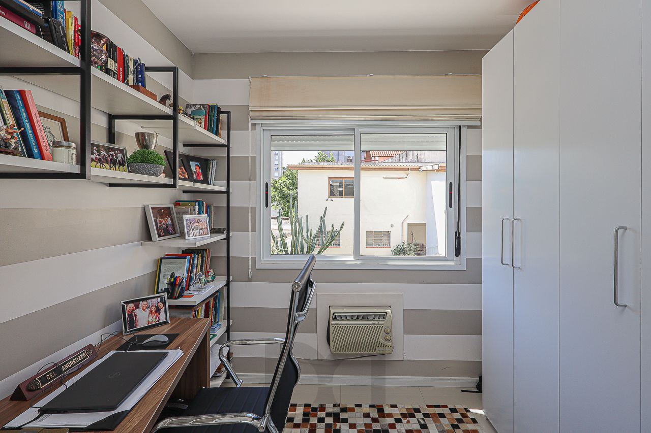 Apartamento a venda no bairro Petrópolis — foto 21