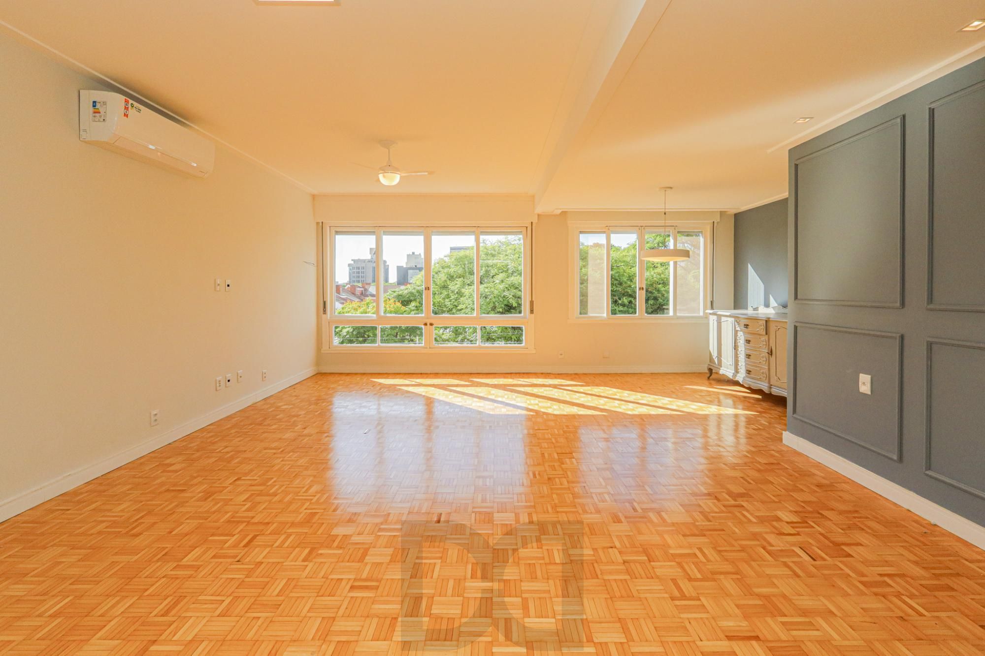 Apartamento a venda no bairro Três Figueiras — foto 2
