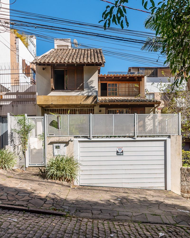 Casa a venda no bairro Mont' Serrat — foto 2