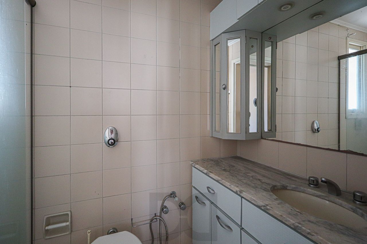 Apartamento a venda no bairro Petrópolis — foto 26