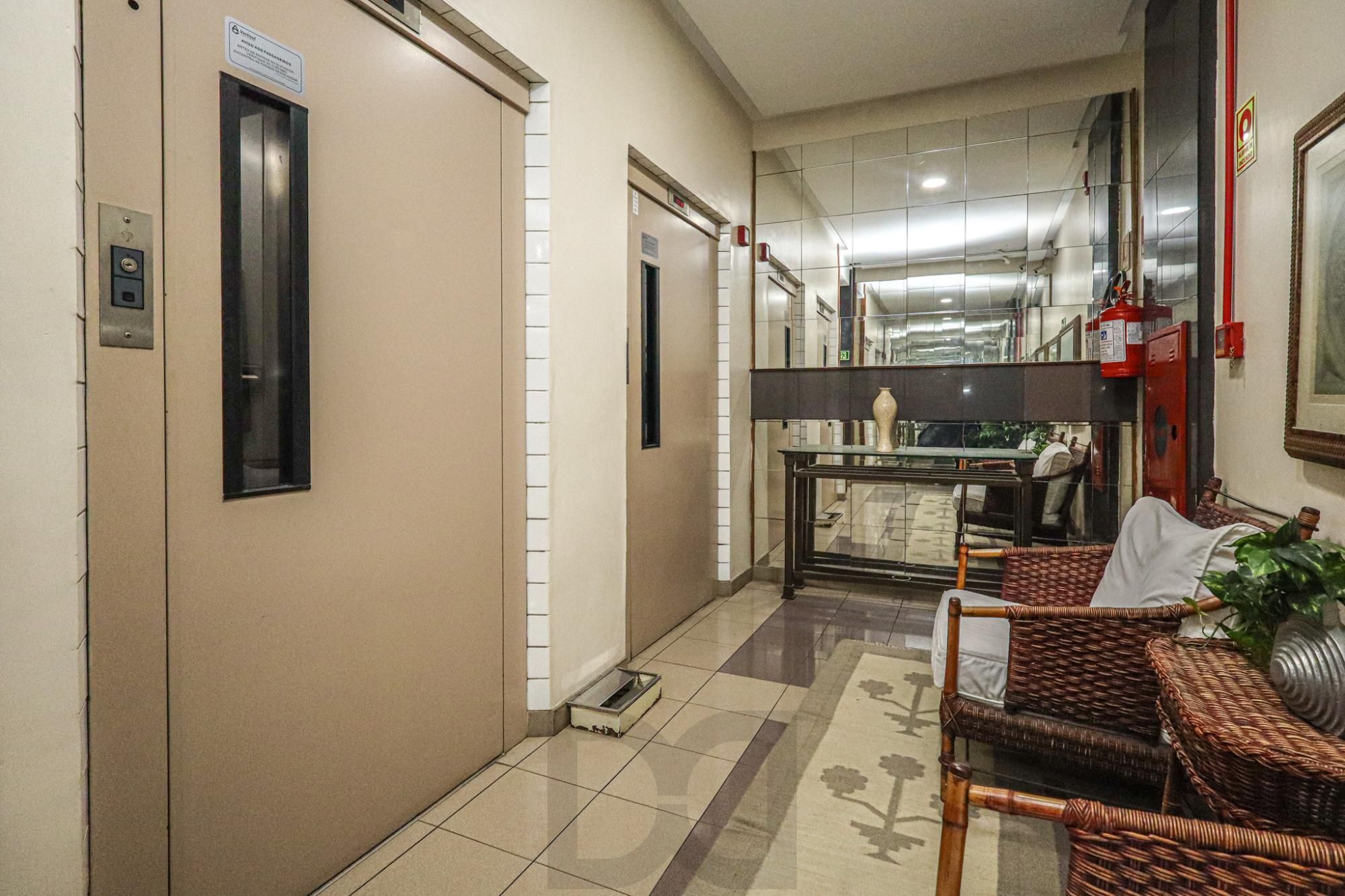Apartamento a venda no bairro São João — foto 32