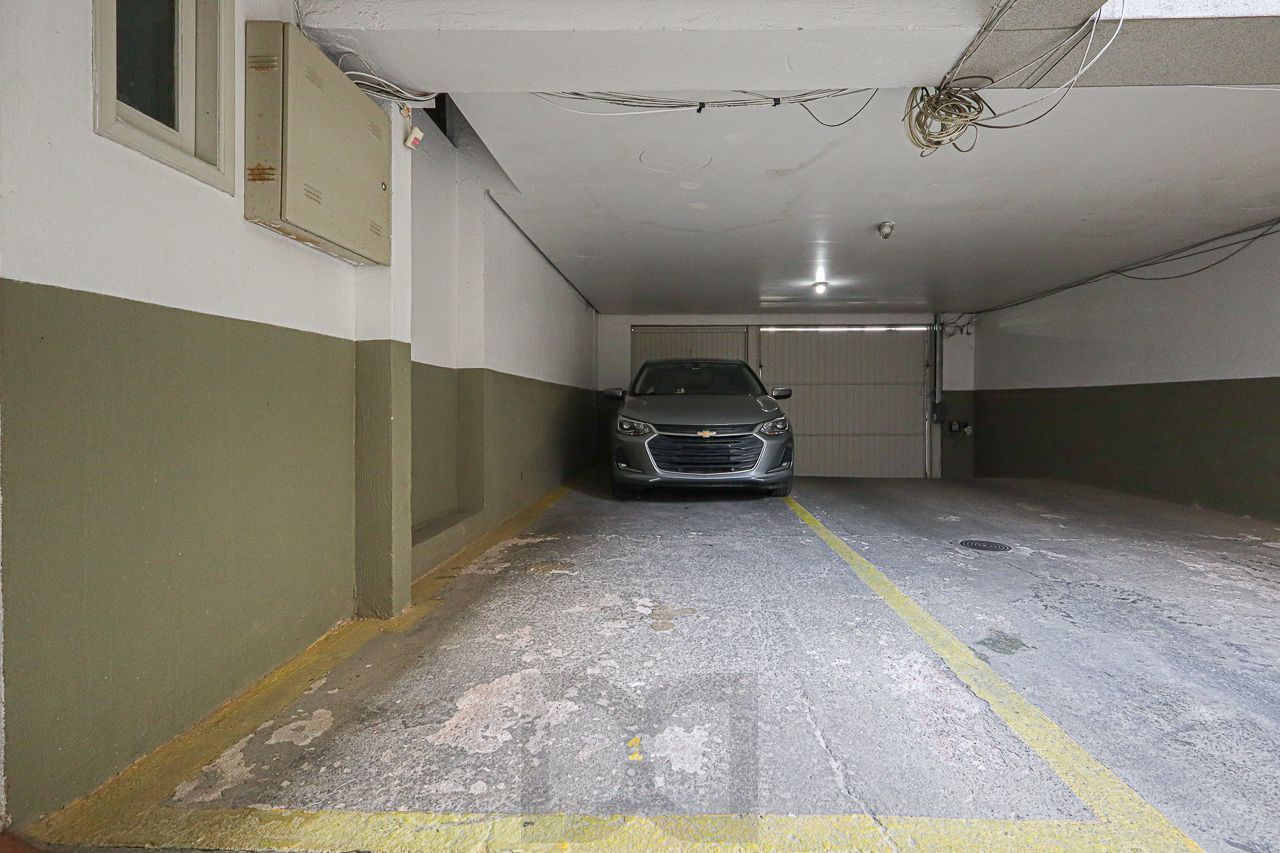 Apartamento a venda no bairro Petrópolis — foto 28