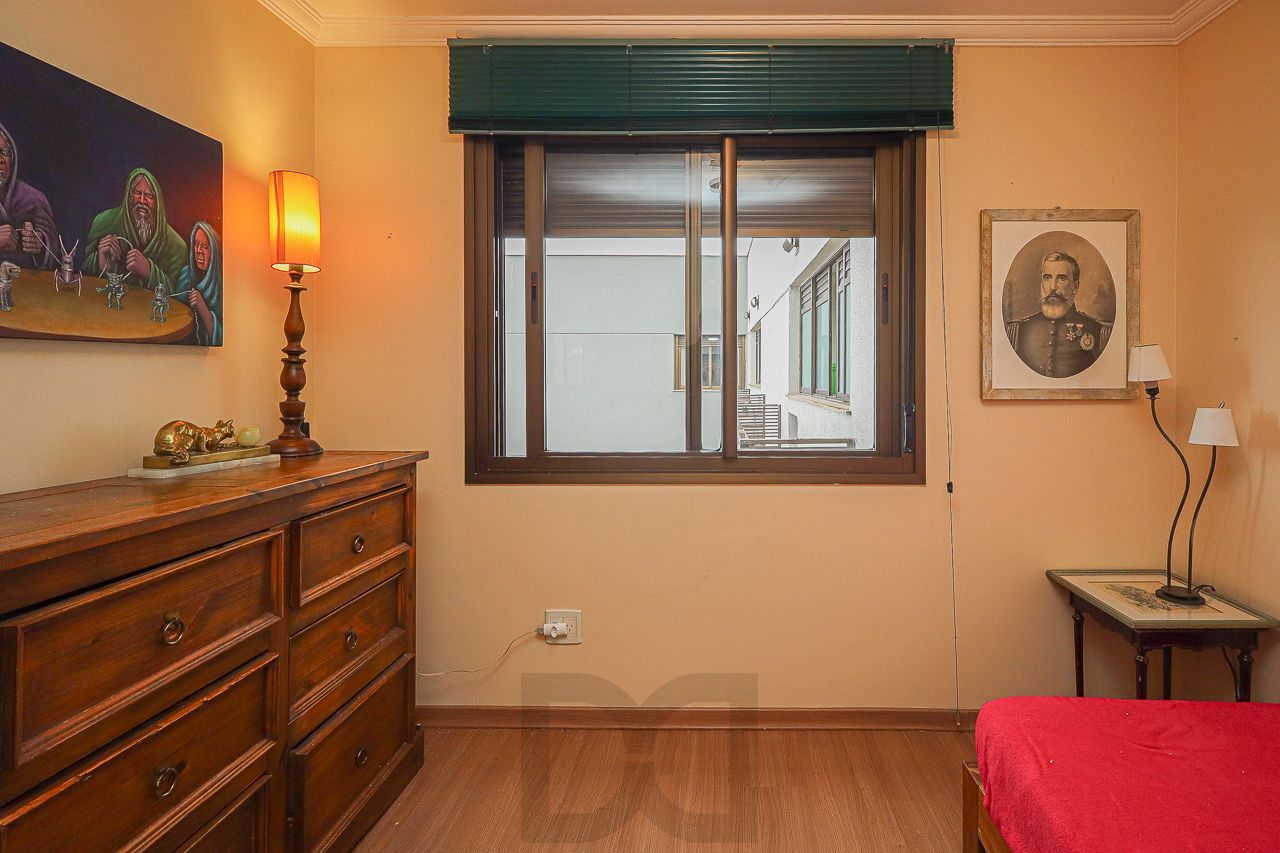 Apartamento a venda no bairro Petrópolis — foto 27