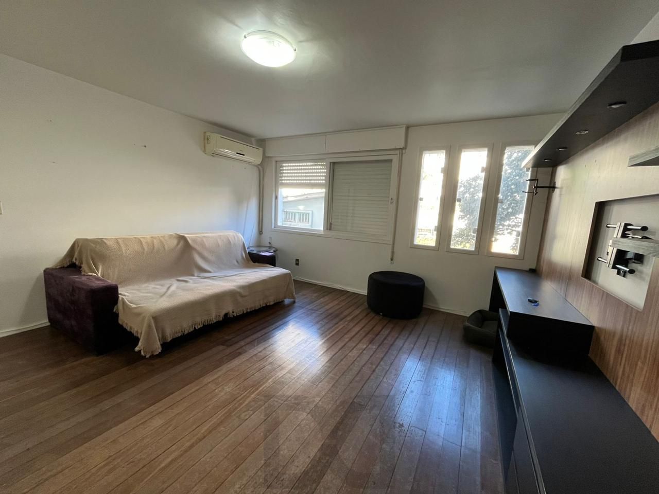 Apartamento a venda no bairro Mont' Serrat — foto 2