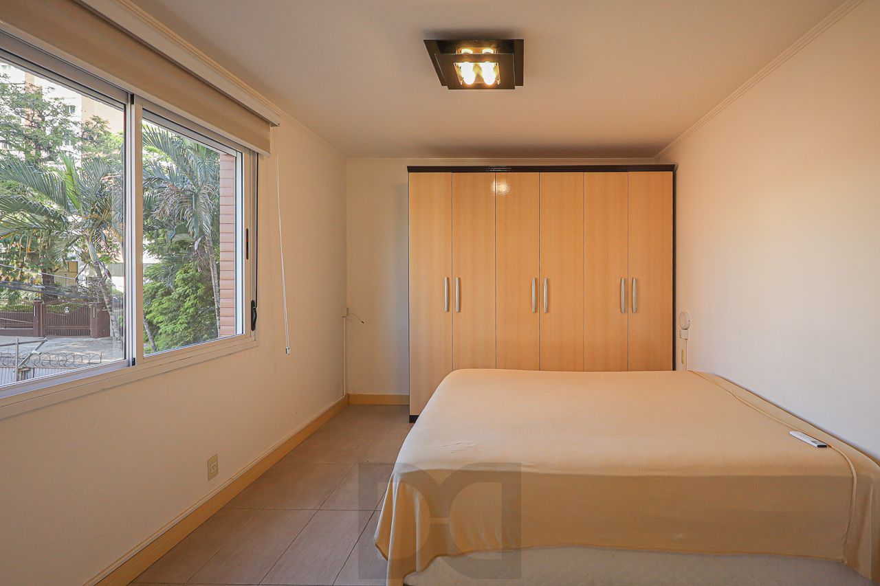 Apartamento a venda no bairro Petrópolis — foto 18
