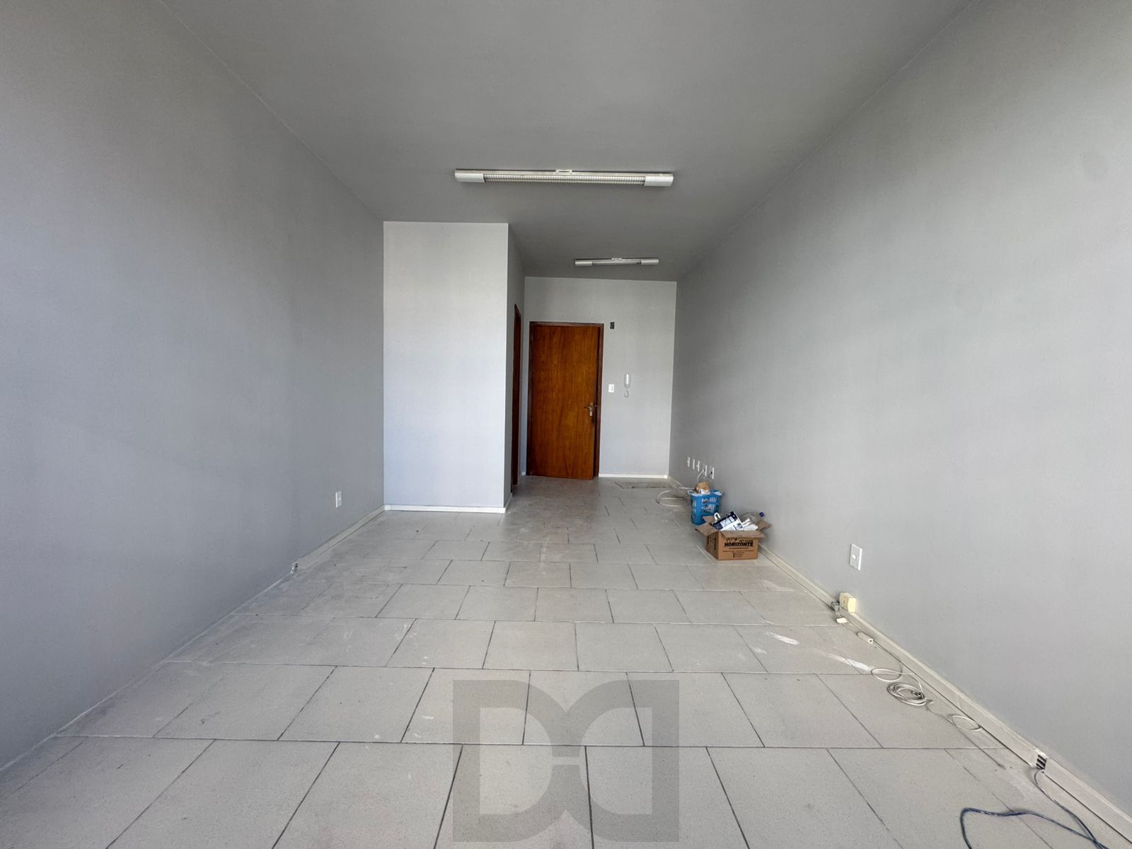 Sala comercial a venda no bairro Passo D' Areia — foto 4
