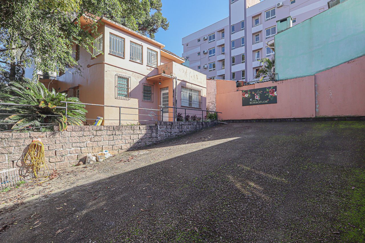 Casa a venda no bairro Petrópolis — foto 37