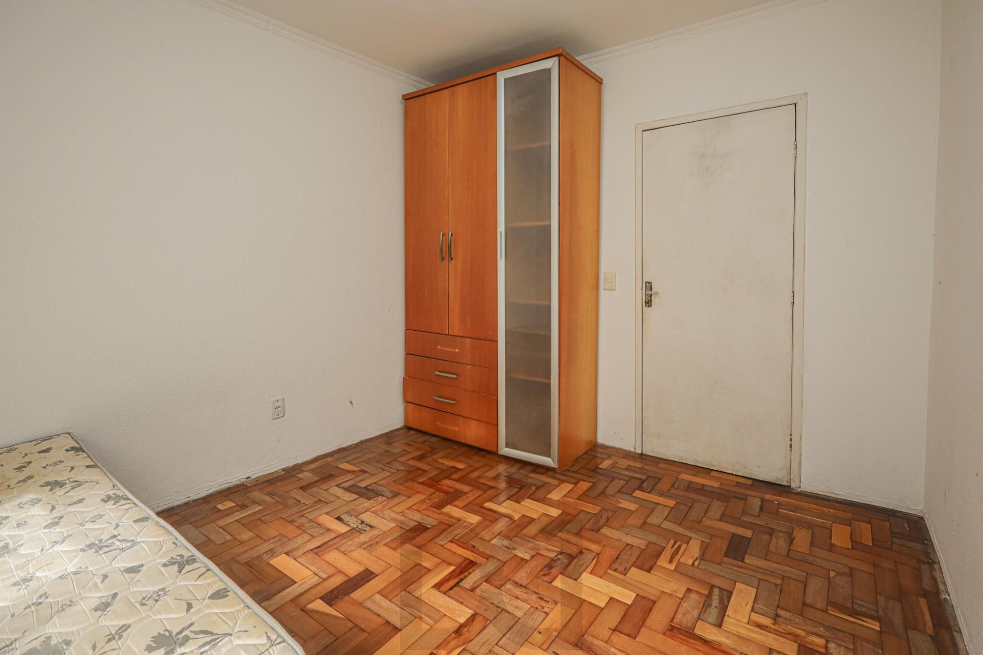 Apartamento a venda no bairro Mont' Serrat — foto 8